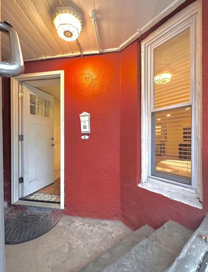 Classical Isbills Row House Close To Nyc Bayonne Εξωτερικό φωτογραφία